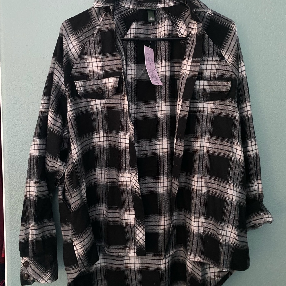 Women’s Raglan Long Sleeve Button Down Hi Low Flannel Shirt - NEW WITH TAGS